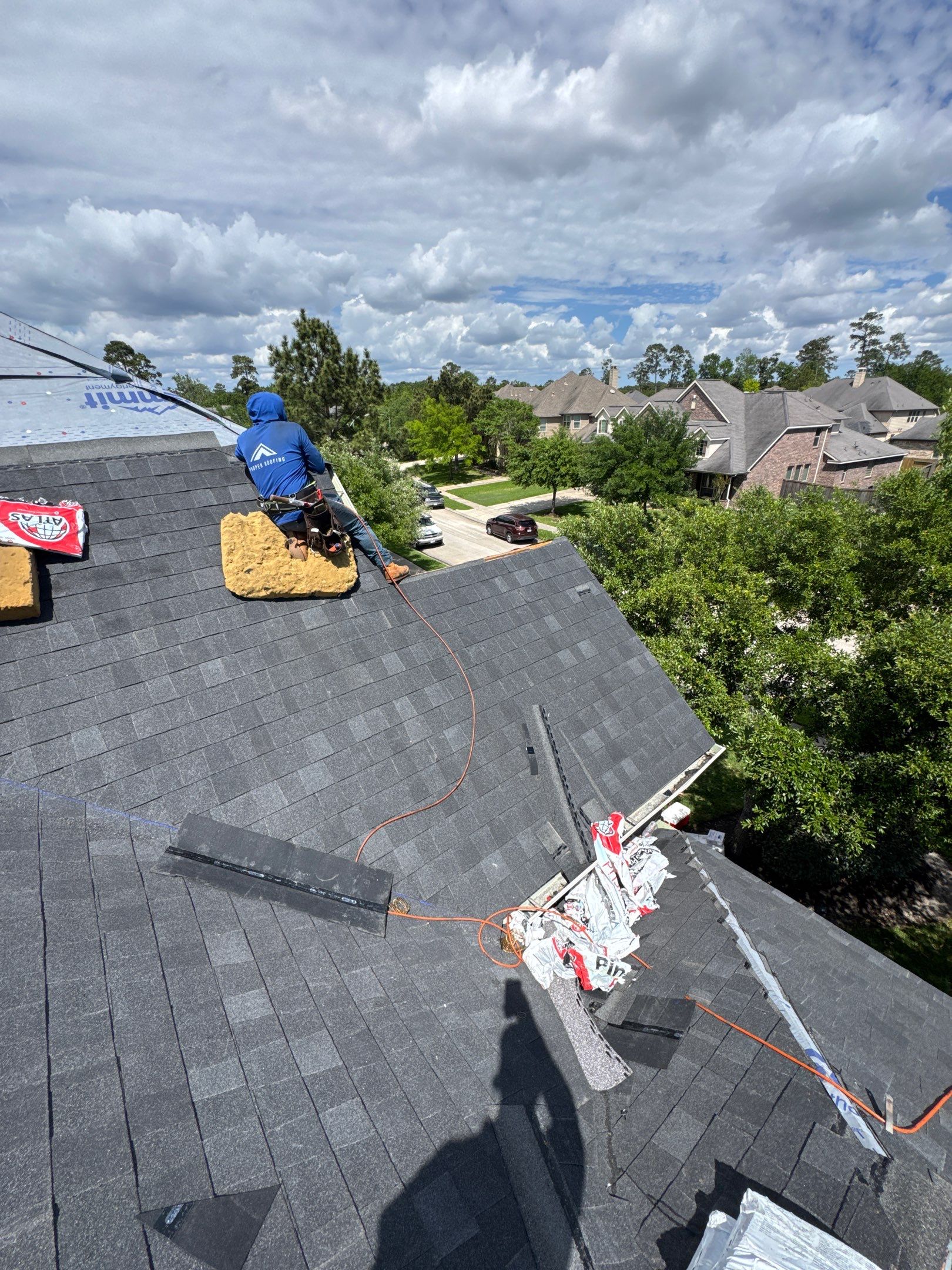 Atascocita Roof Installation using Atlas Pinnacle Pristine by Modern BYLT Roofing & Construction
