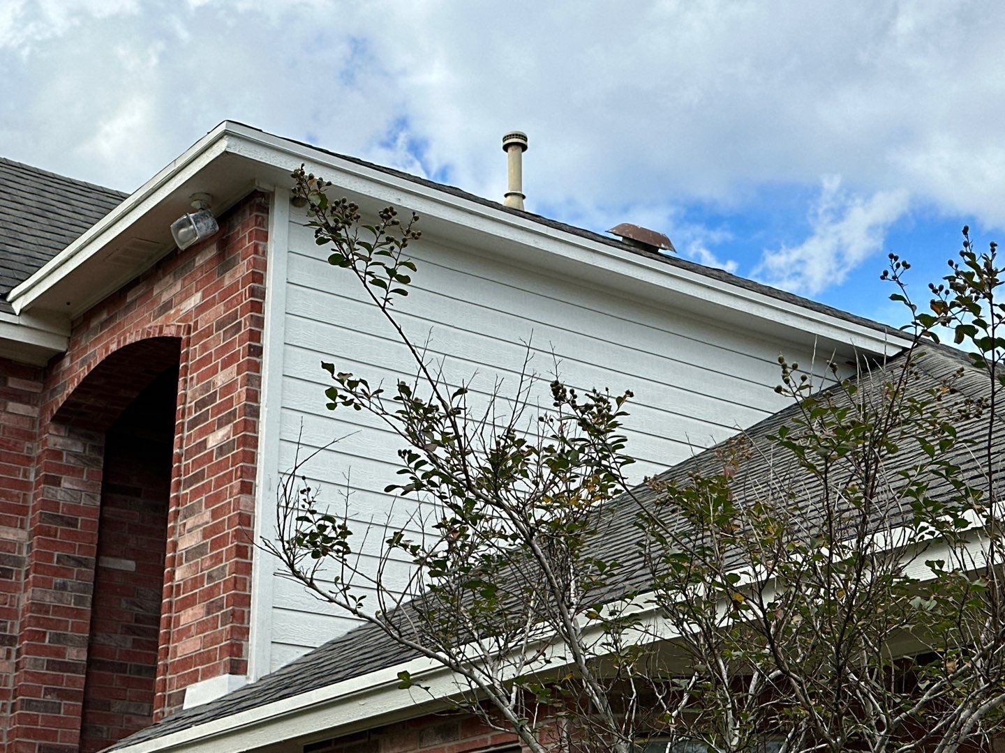 Residential Roofing Installation using Certainteed Landmark Moire Black by Galvan Roofing and Construction