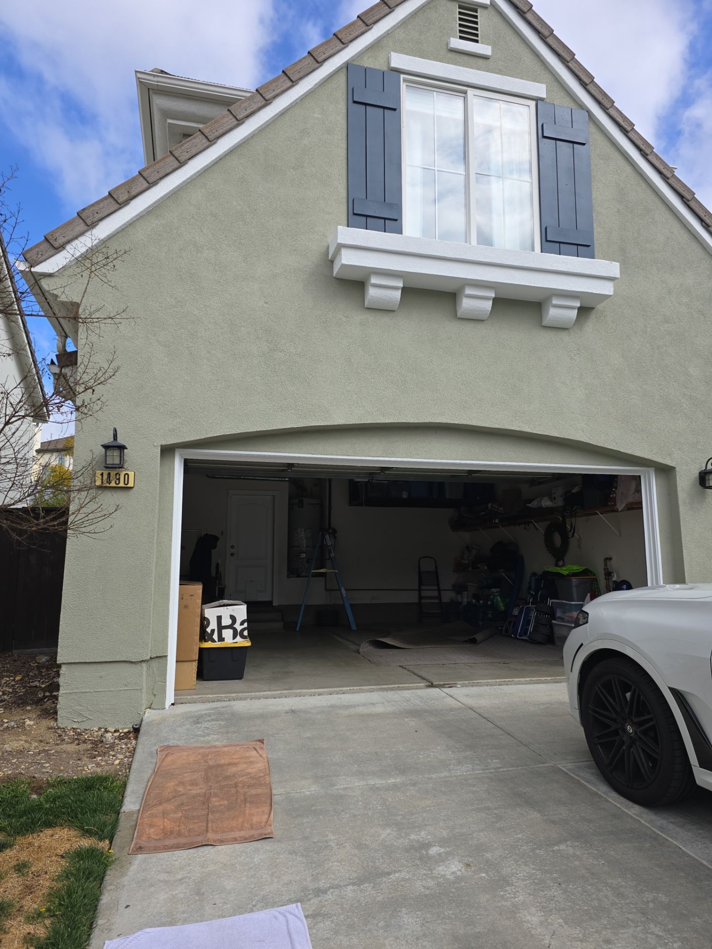 Fixing Water Leak by Us Plumbing