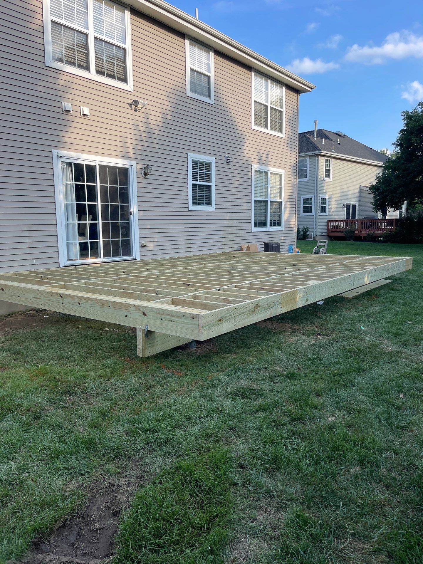 New Deck using Deckorators Venture - Color Sandbar  by deck guardian