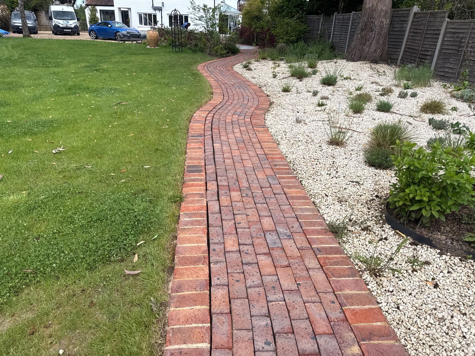 Patio - Walkways - Render Cleaning Surrey by Ges Exterior Cleaning ltd