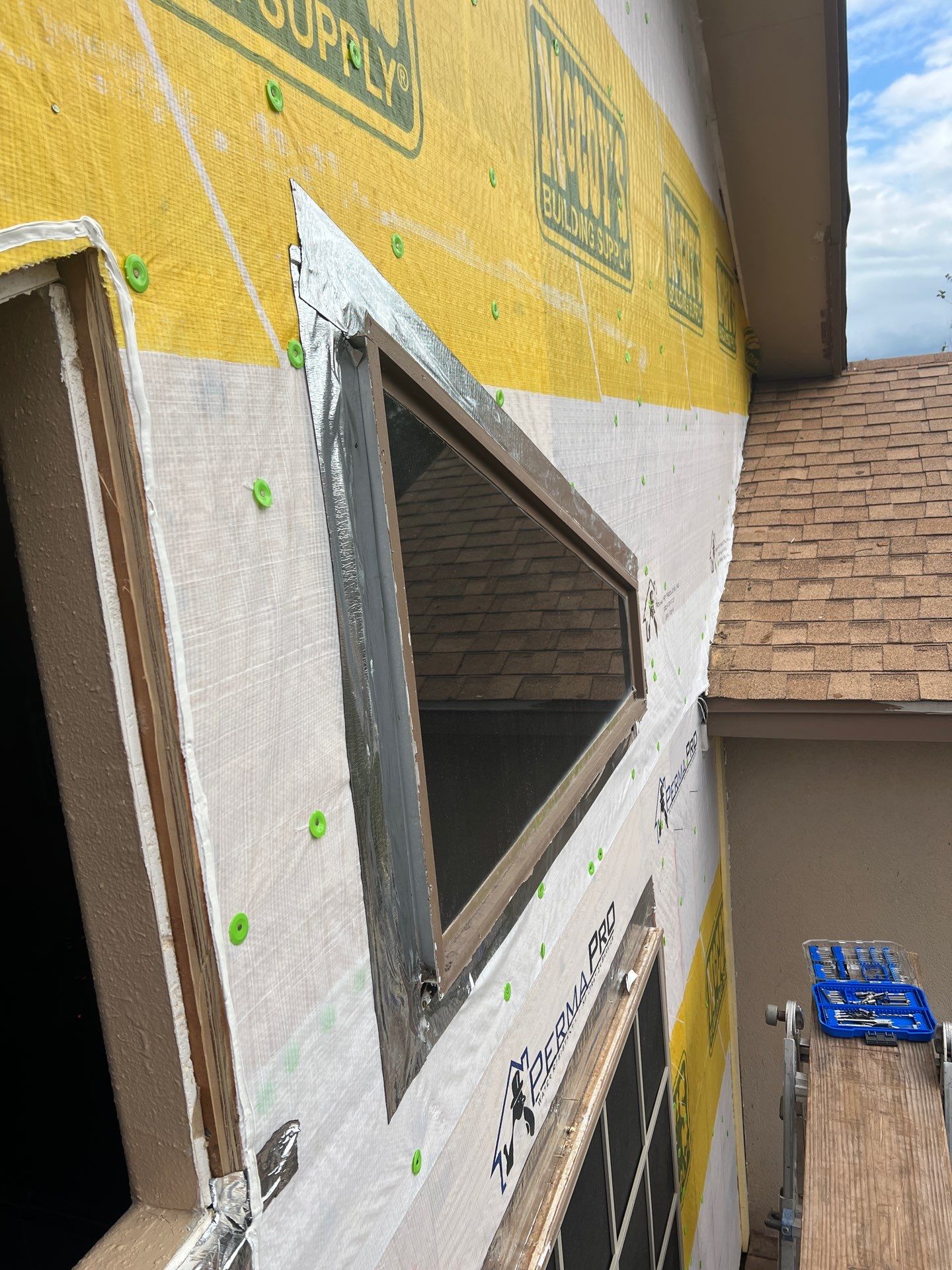 Island Hardie by Bayfront Roofing and Construction