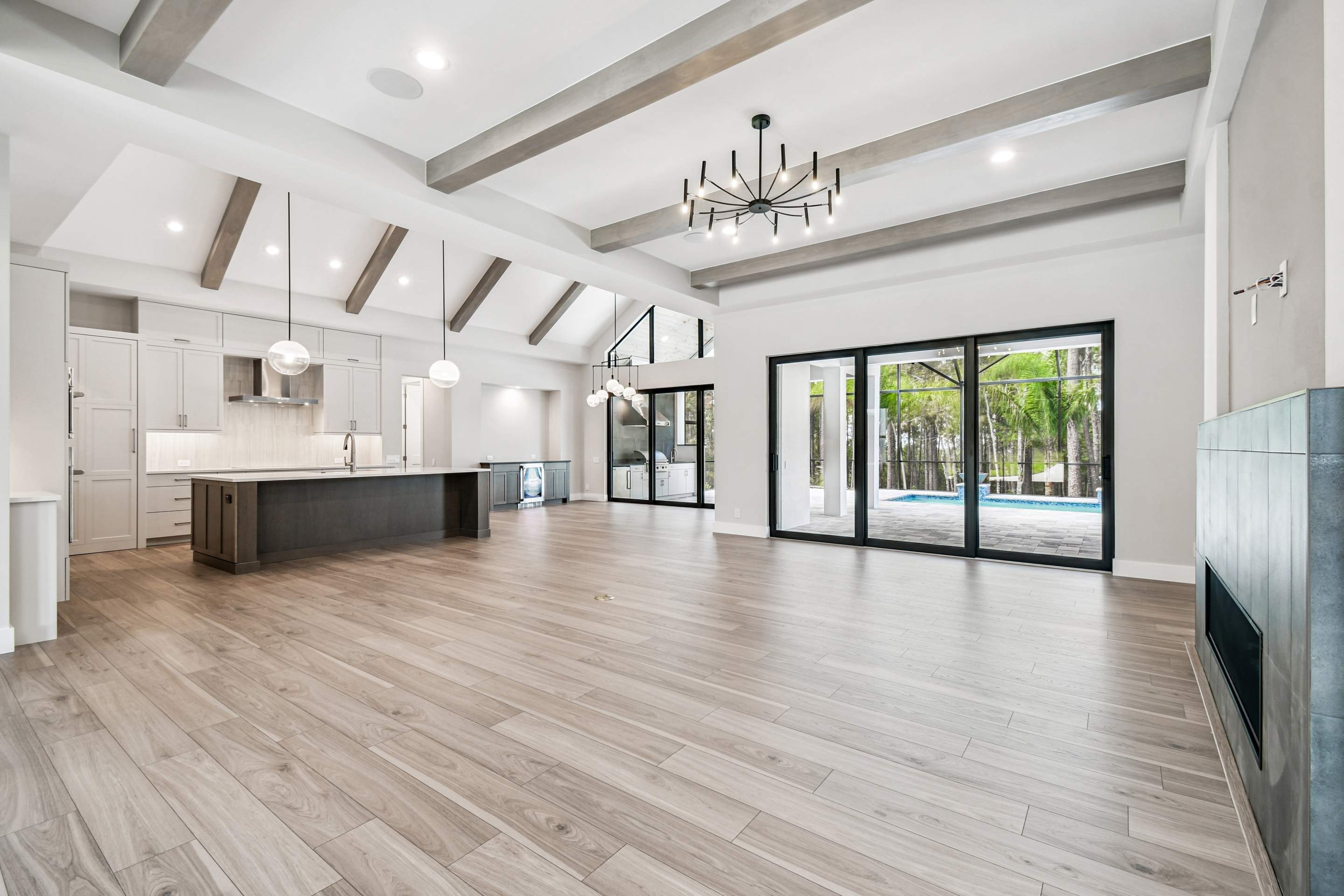 Custom Obsidian by Lyons Heritage Tampa, LLC