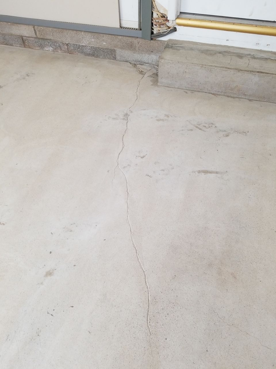 Garage Floor Coating using Penntek in Pebble Beach by Spectrum Painting, LLC