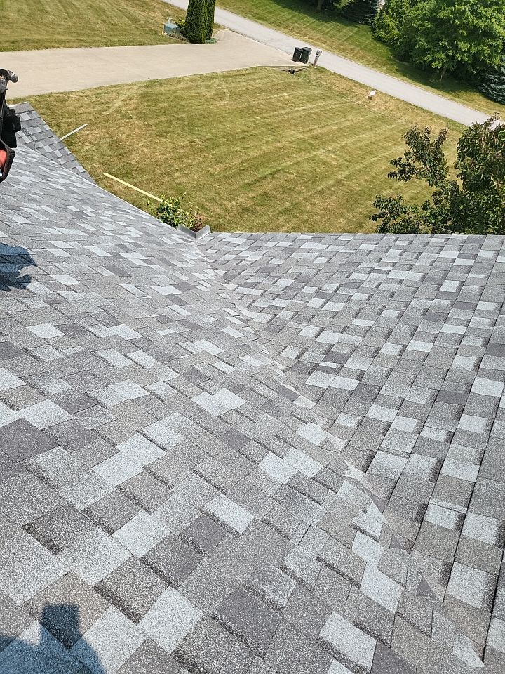 ATLAS PINNACLE COLOR: COASTAL GRANITE by Eagle Eye Roofing