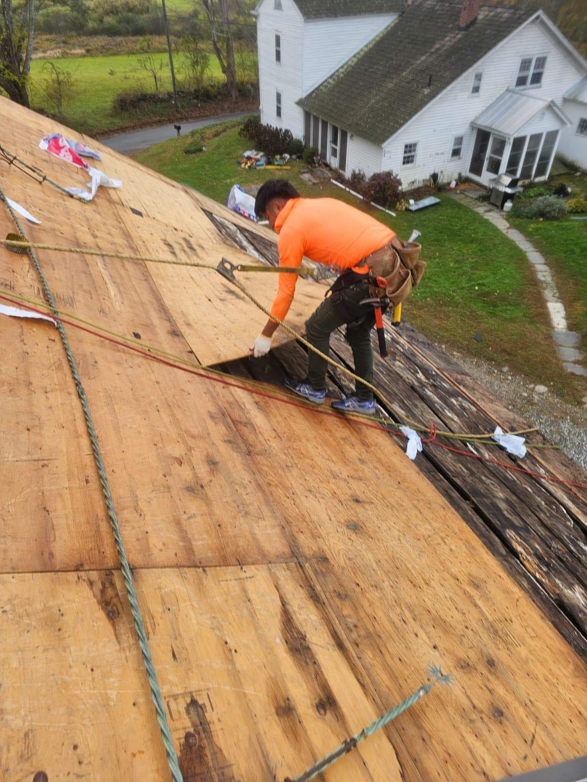 Two-Layer Tear-Off & Full Roof Replacement in Barrington, MA – Owens Corning Duration, Teak by JOHNNYS PRO