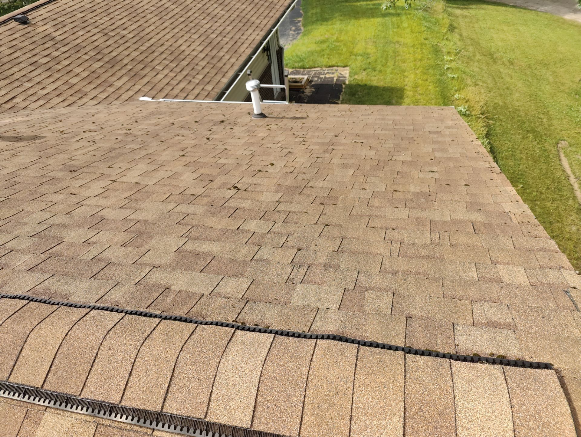 Roof Replacement using Owens Corning Williamsburg Grey by 180 Contractors