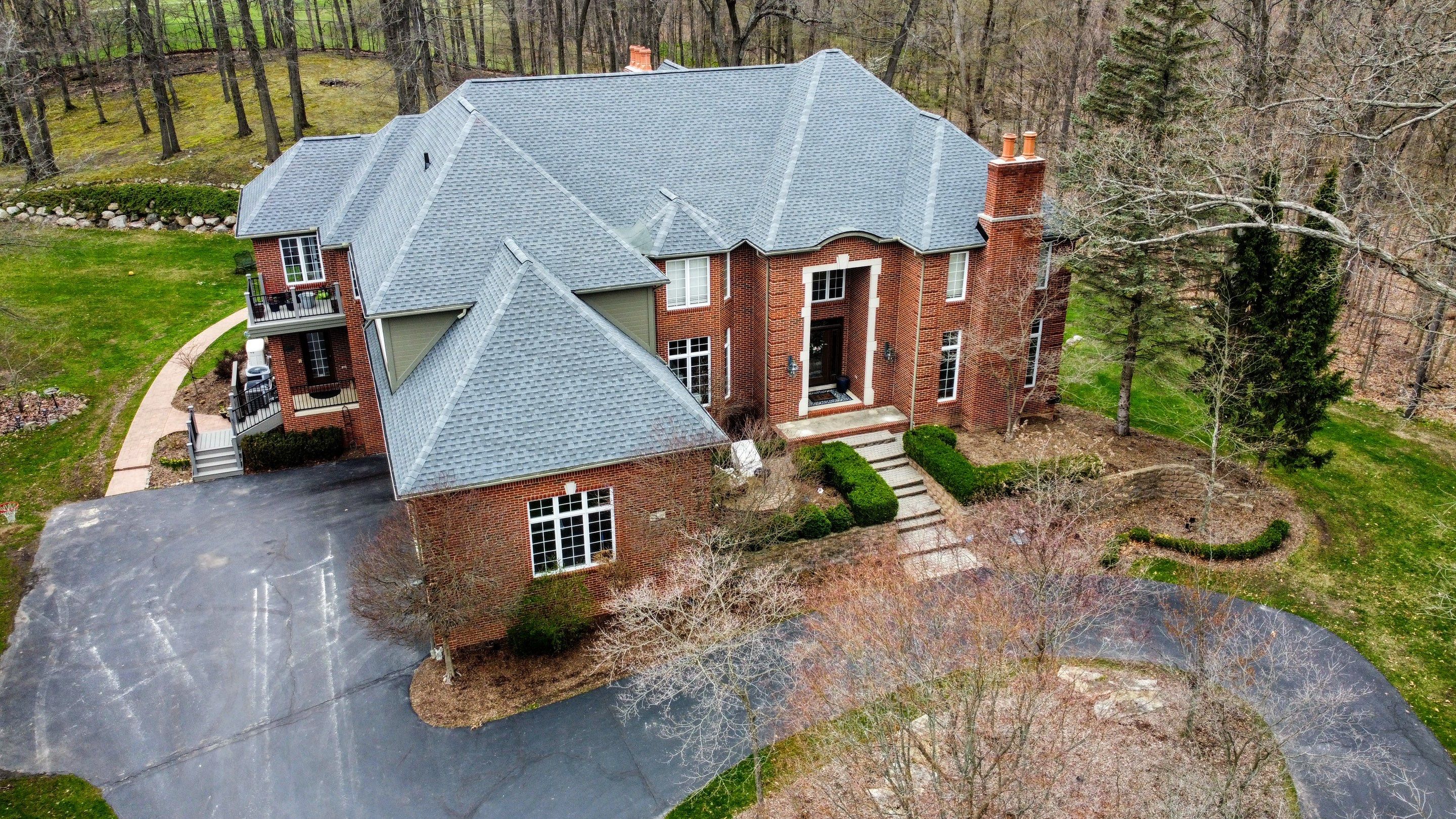 New Roof - Private Residence   by Bloomfield Construction & Restoration