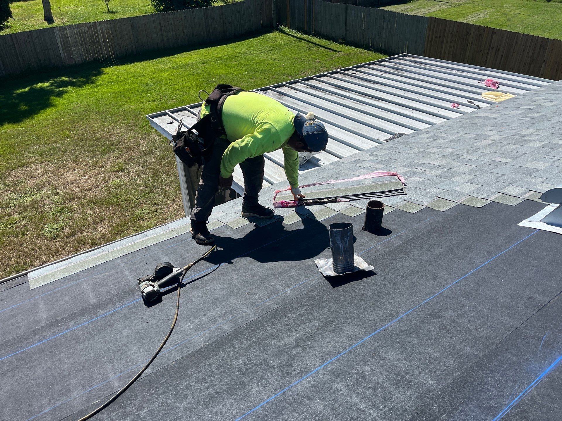 Project in St. Petersburg 33705 by Mitchell Roofing Company LLC 