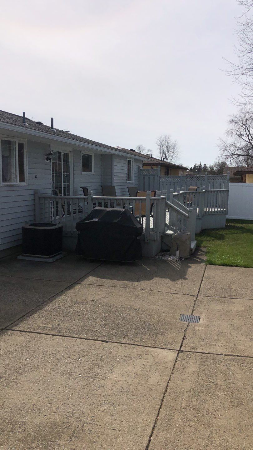Exterior Siding and Concrete by Ivy Lea Construction
