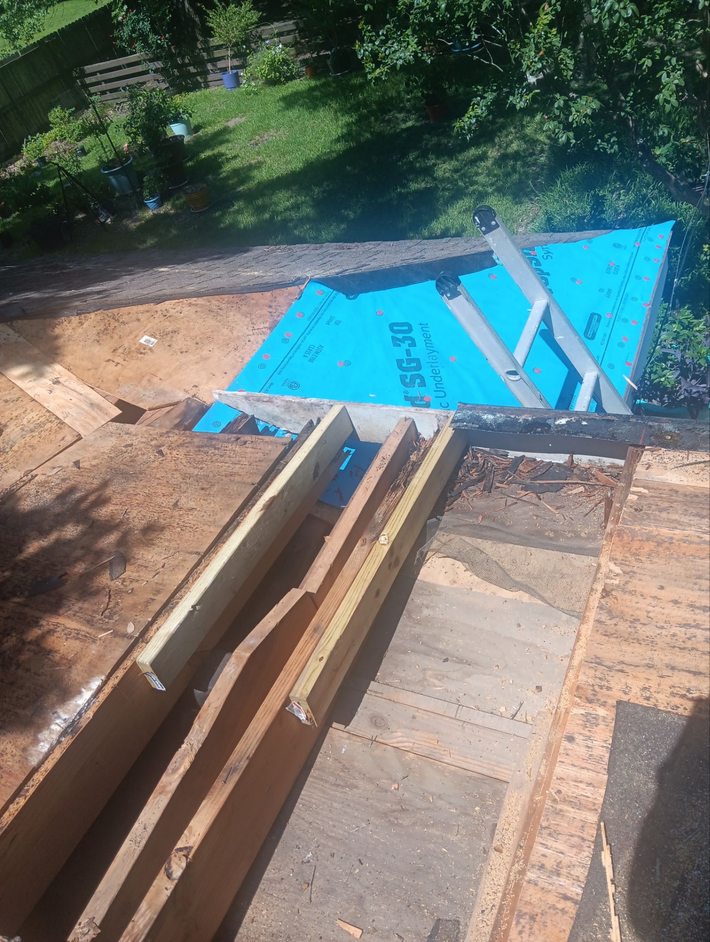 Residential Roofing Repair using Owen's Corning Duration (Lifetime) Shingles by Roof Repair Company