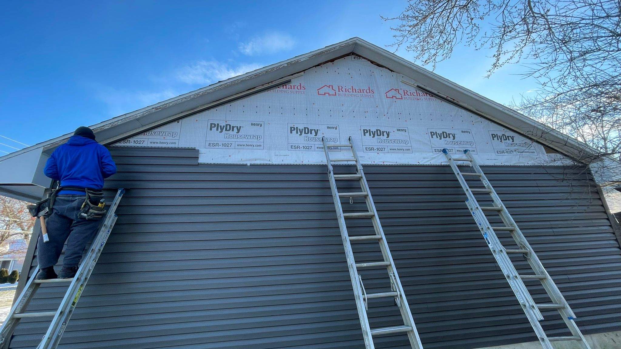 Residential fascia replacement using Exterior Portfolio 4.5 DL - Peppercorn by Nitro Roofing and Construction