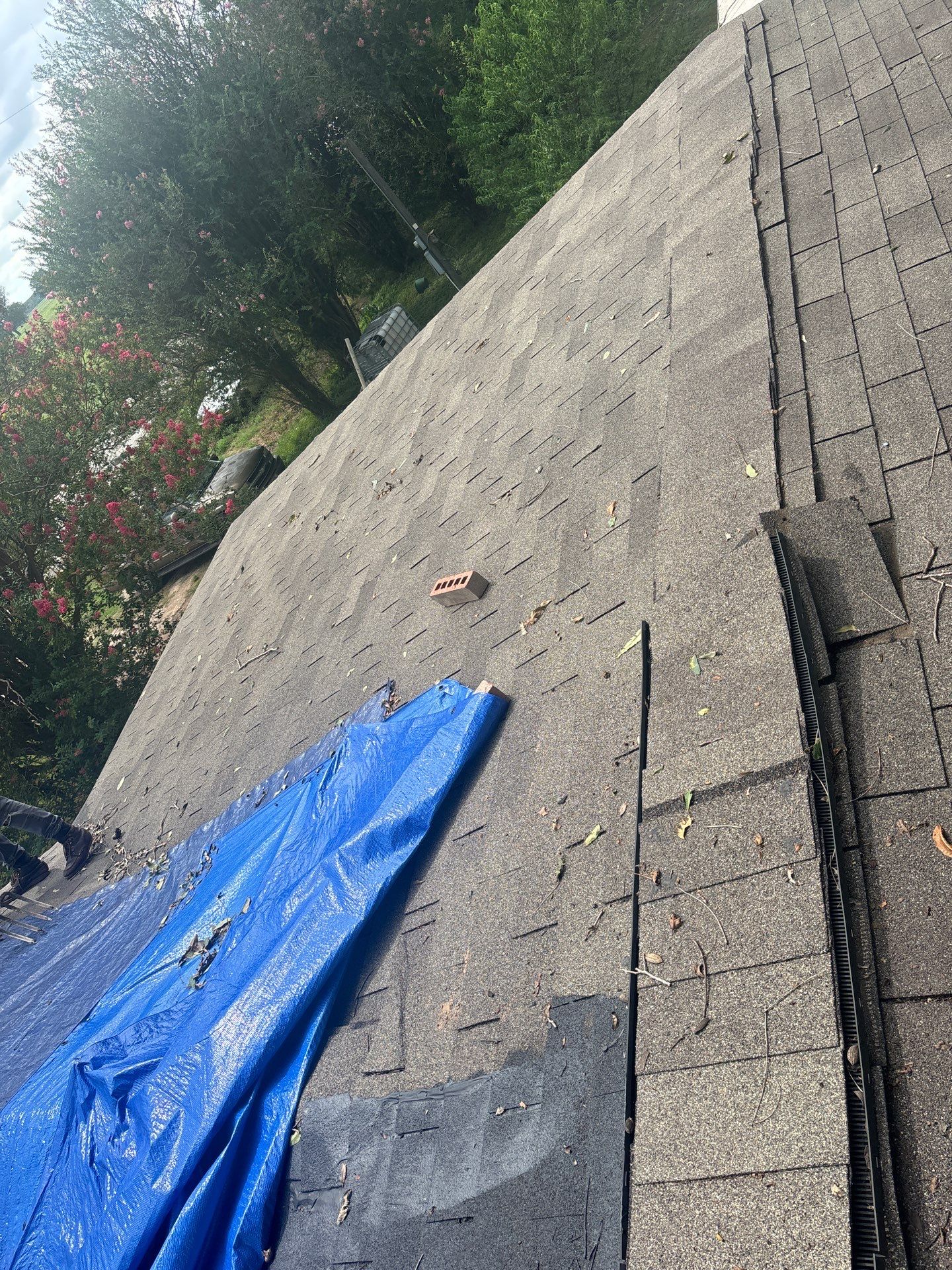 Residential Roofing Installation using Owen's Corning Duration (Lifetime) Shingles by Roof Repair Company