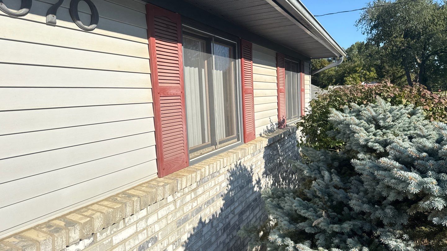 Siding Replacement using Alside Charter Oak D4.5" Cape Cod Grey by 180 Contractors