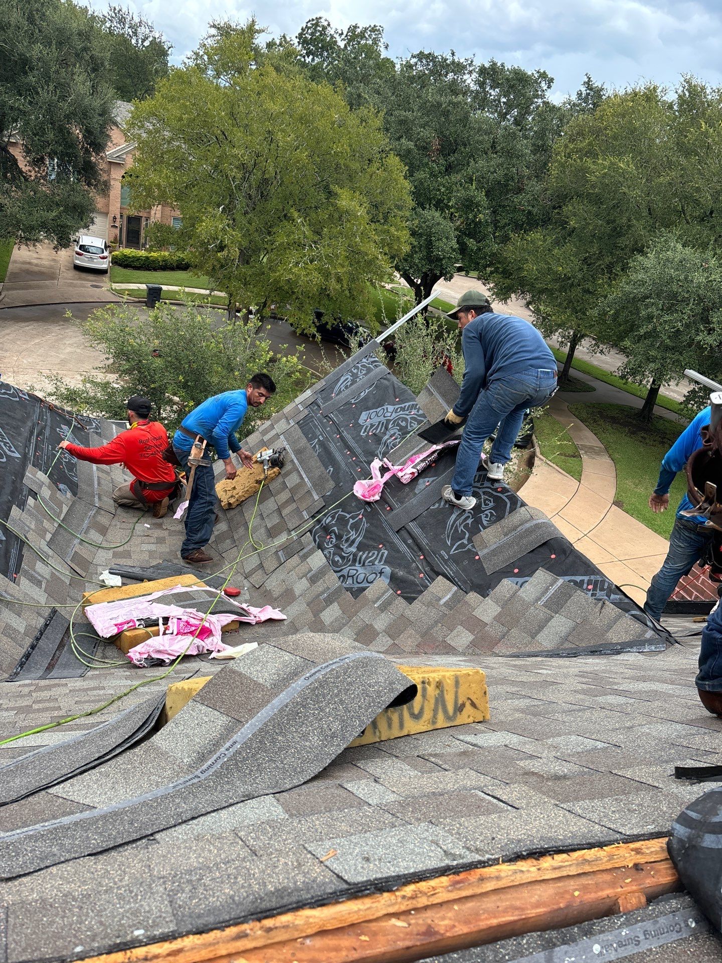 Residential Roofing Installation using Owen's Corning Duration (Lifetime) Shingles by Roof Repair Company