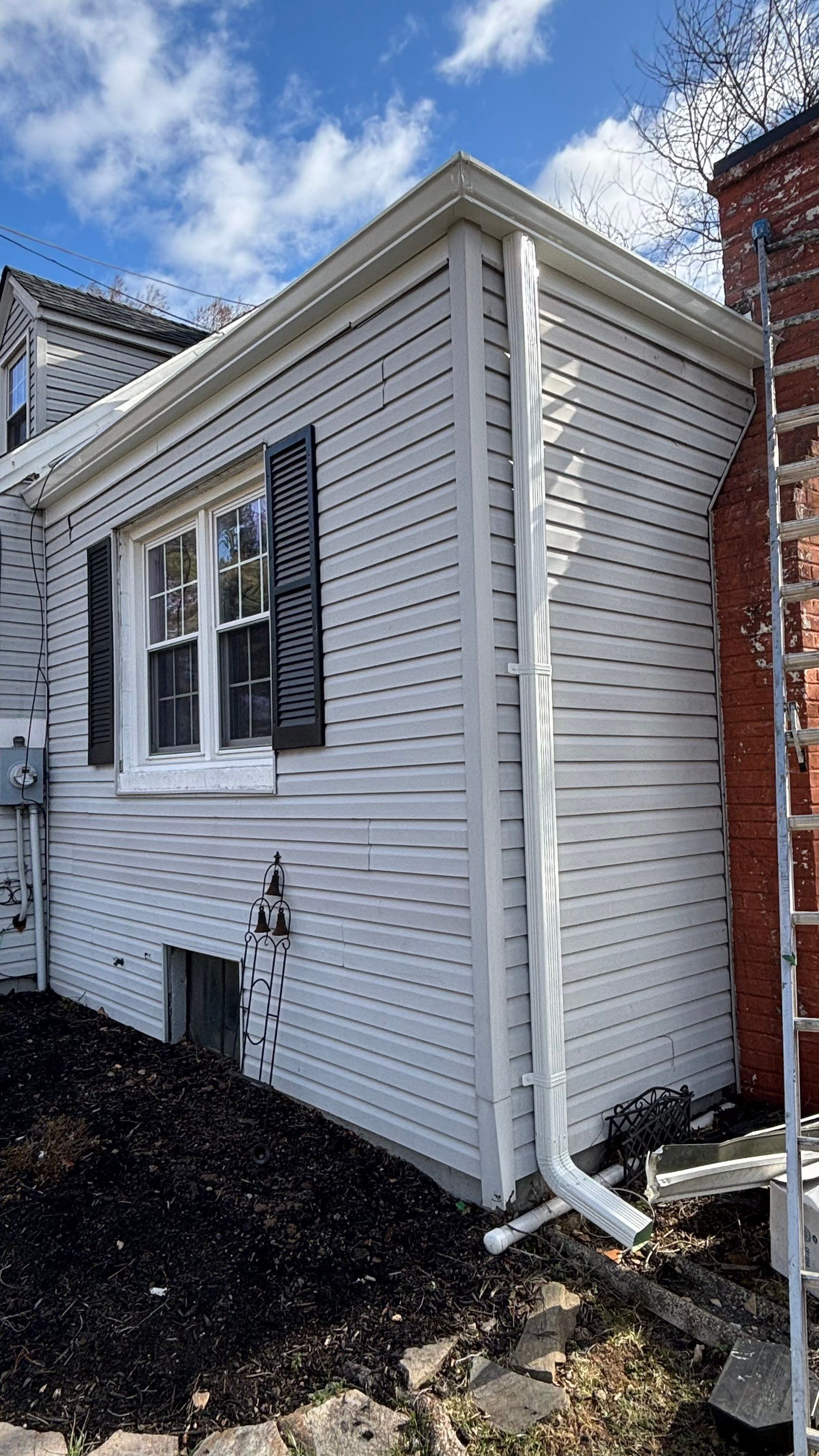 Alexandria: Residential Roof Replacement with CertainTeed Landmark Pro in Max Def Moire Black by RM Banning, Inc.