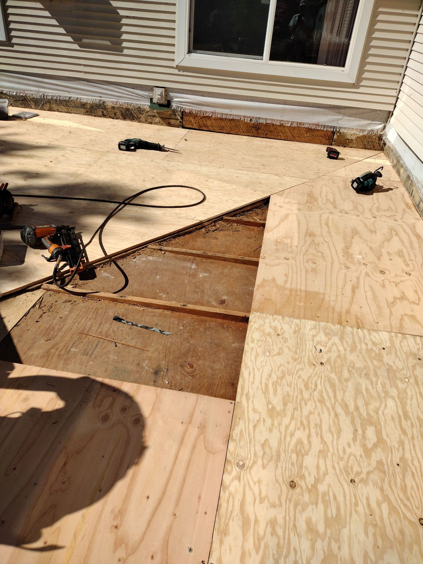 Dec-Tec Walkable Membrane using Dec-Tec (Color: Granite) by Orezona Building & Roofing Company, Inc.