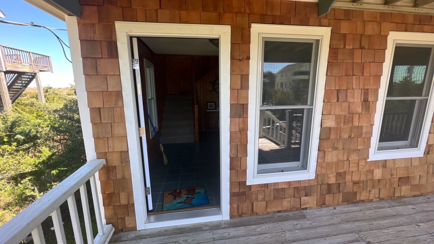 Carolina Clipper Full Exterior Project by Gallop Roofing & Remodeling, Inc.