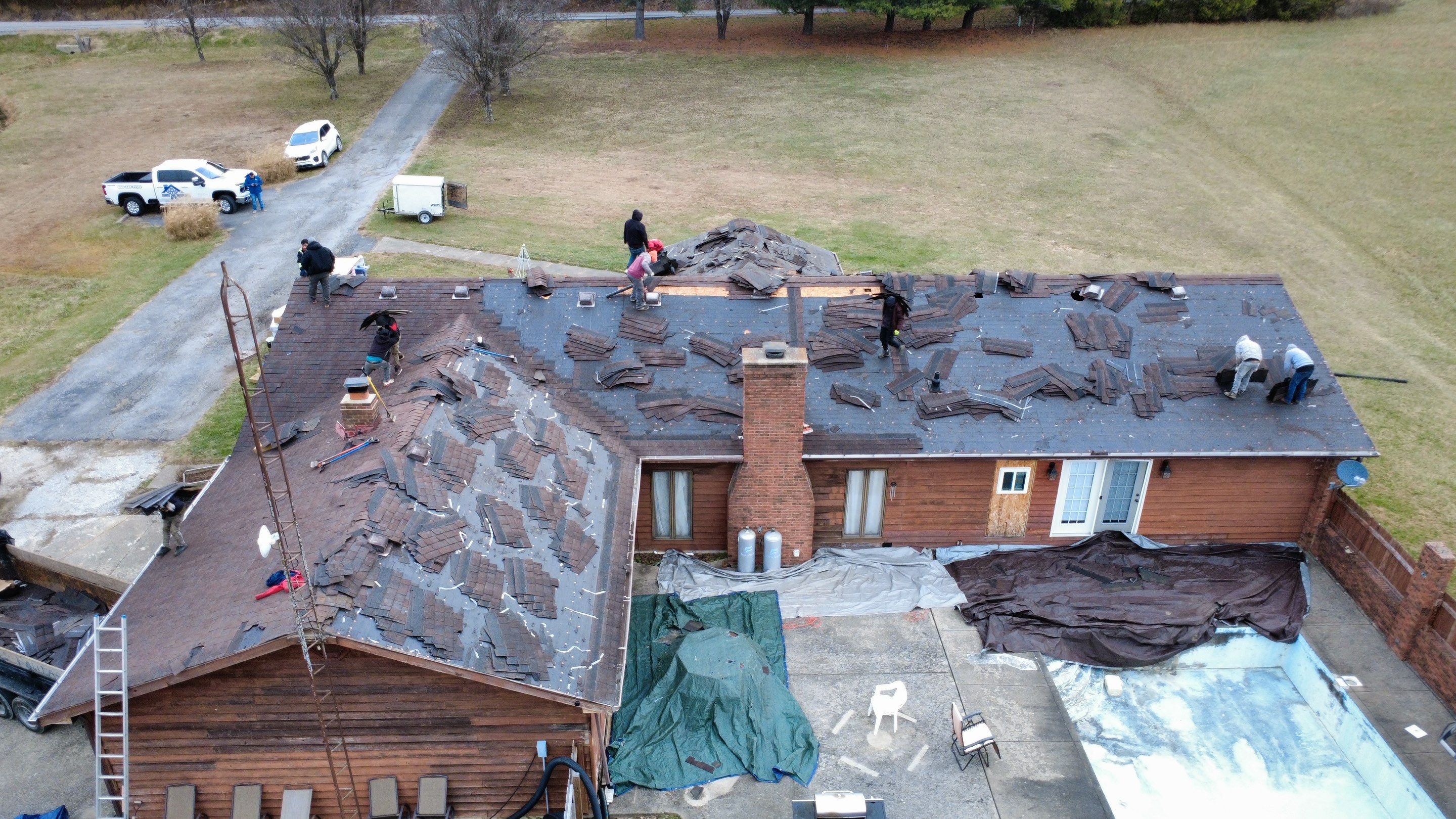 Owens Corning Duration - Brownwood by Stout Exteriors