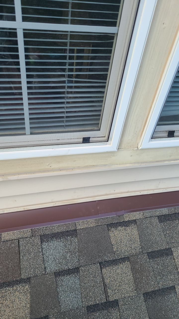 Dumfries: CertainTeed Landmark Pro Designer Shingles in Max Def Weathered Wood by RM Banning, Inc.