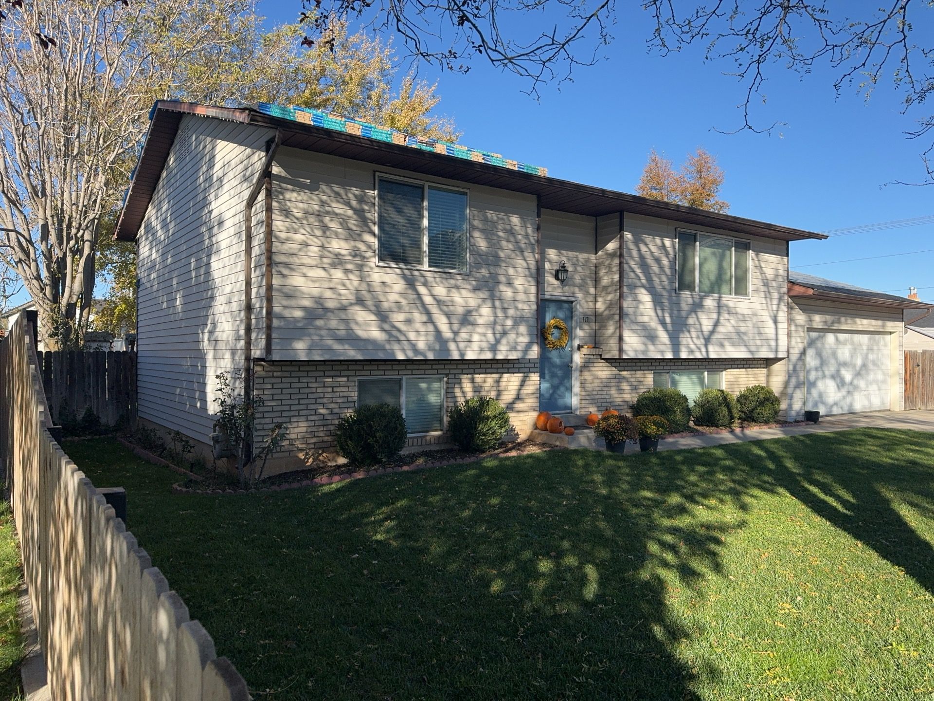 Orem | Crisp Monochromatic Hardie Upgrade | Arctic White by Ideal Siding Utah