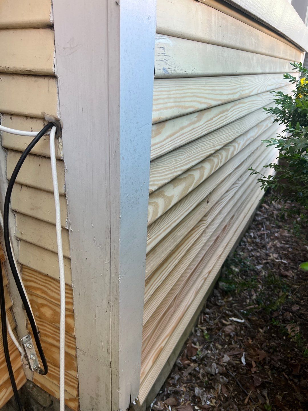 Alexandria: Siding Replacement with Solid Pine Wood Lap Siding by RM Banning, Inc.
