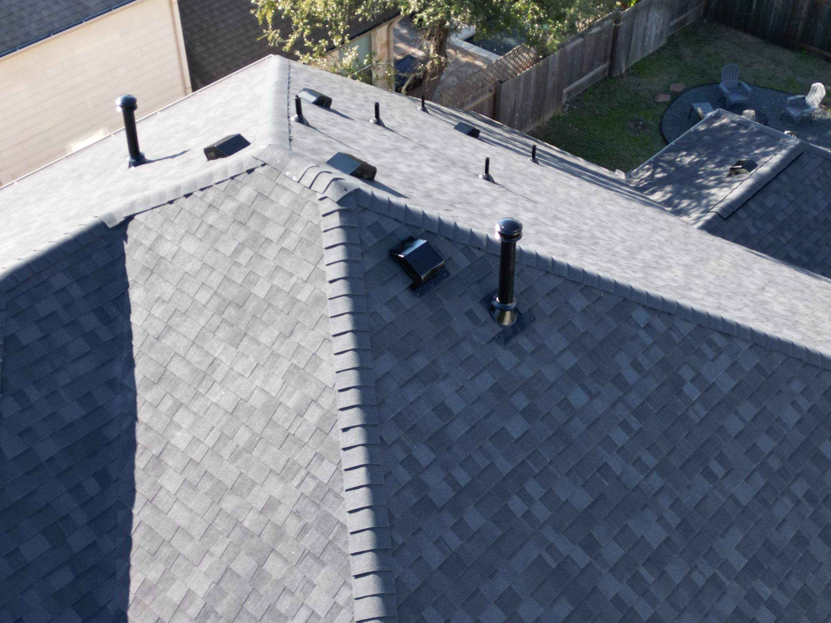 Onyx Black - Owens Corning TruDefinition Duration by RoofsOnly.com