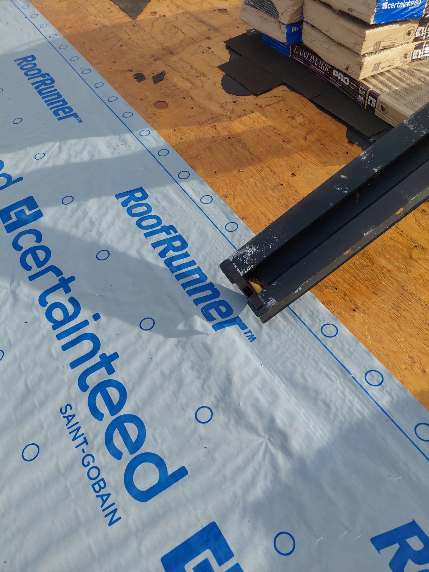 Alexandria : Residential Roof Replacement with CertainTeed Landmark Pro in Max Def Weathered Wood by RM Banning, Inc.