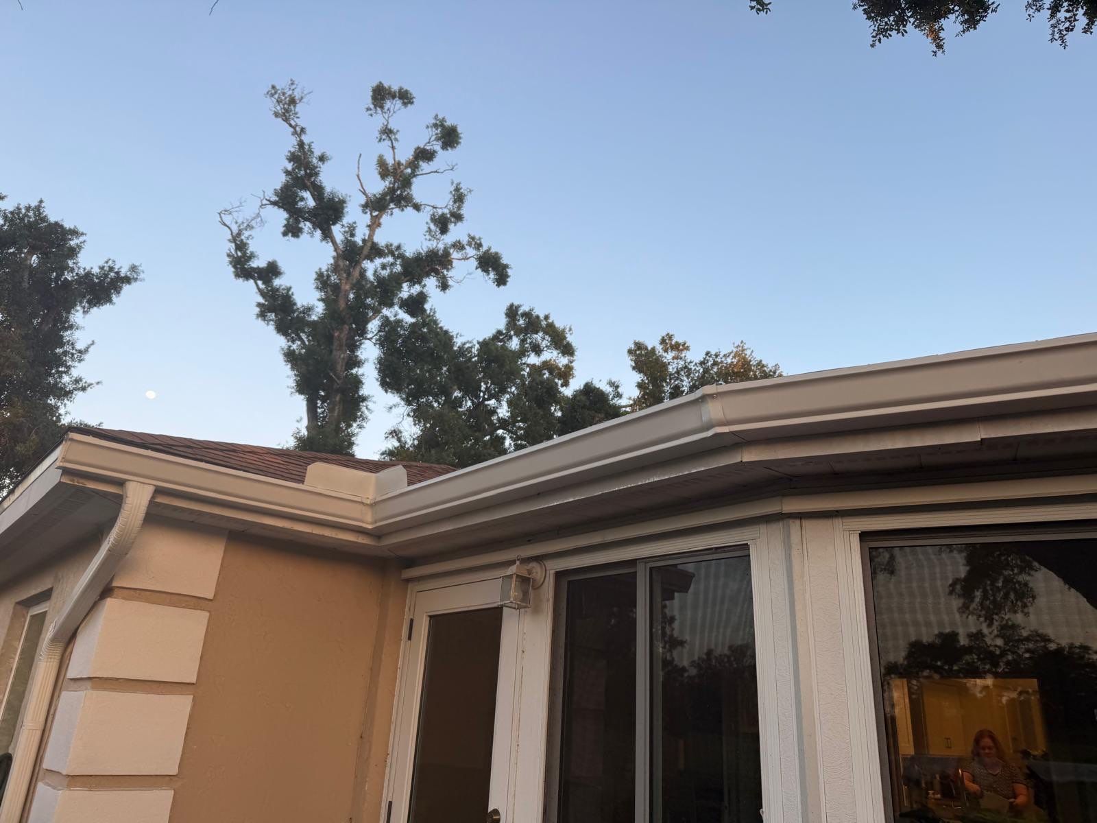 Aluminum Seamless Gutters in Sarasota FL by Gutter Professors