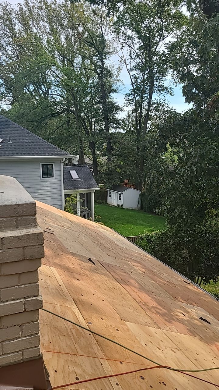 Arlington: CertainTeed Landmark Pro Designer Shingles in Max Def Heather Blend by RM Banning, Inc.