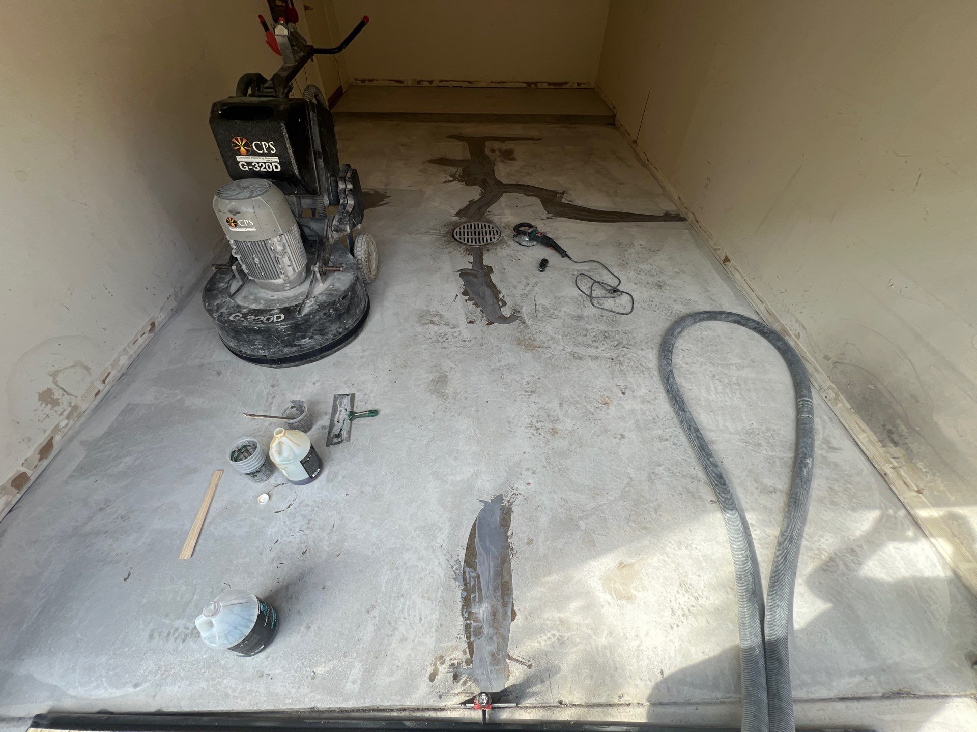 Fresh Walls & A Flawless Floor – Full Interior & Garage Refresh by Gordon Painting