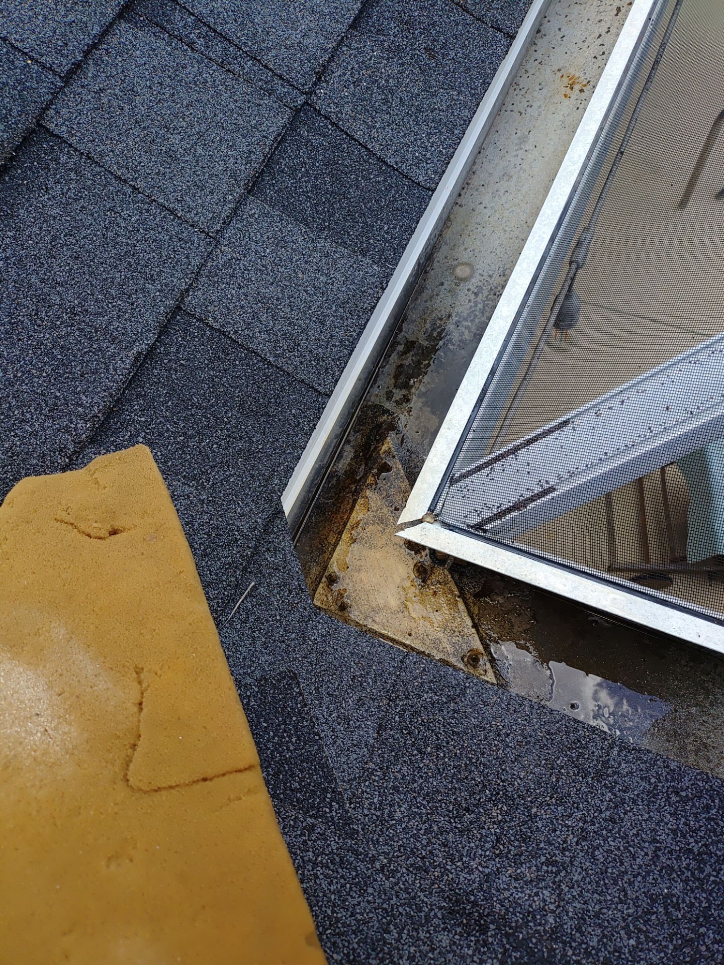 7-Inch Box Seamless Gutters in Bradenton FL by Gutter Professors