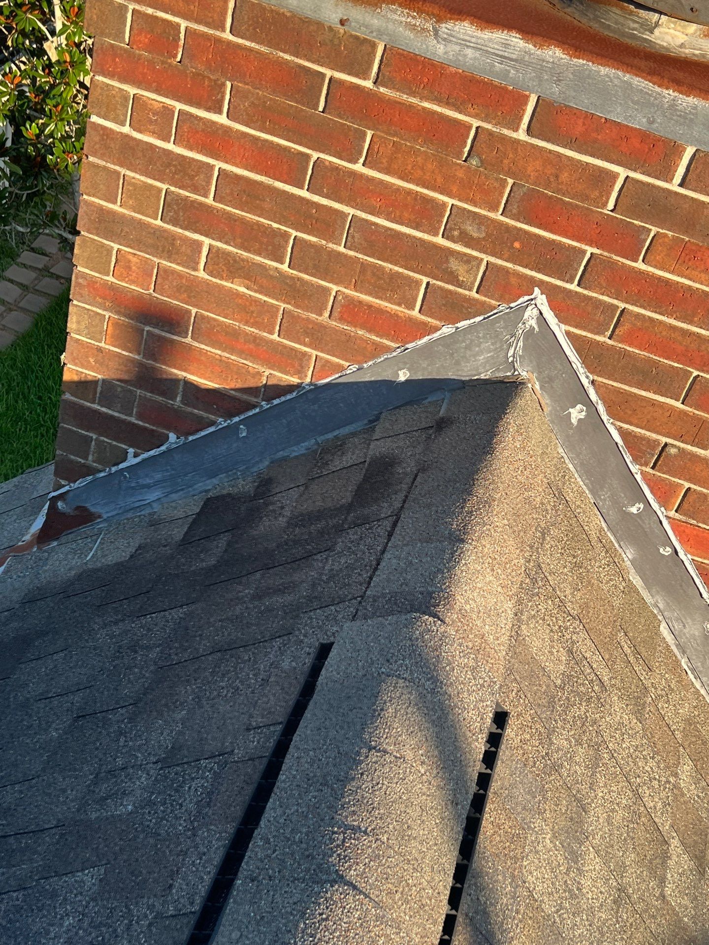 Residential Roofing Installation using Owen's Corning Duration (Lifetime) Shingles by Roof Repair Company