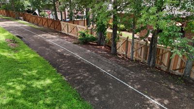 6' Cedar Good Neighbor 6x6 Gothic