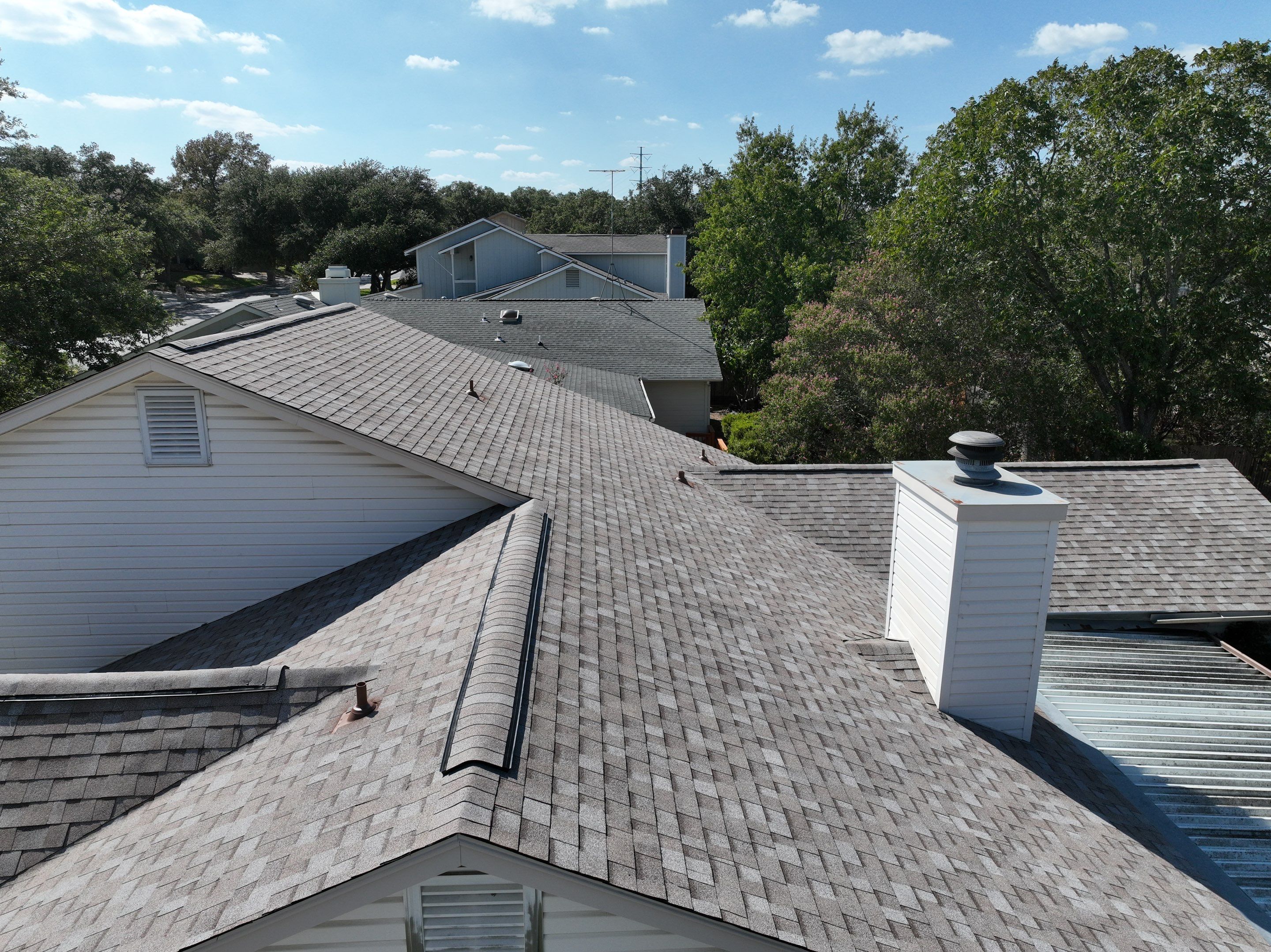 Residential Roof Replacement using Owens Corning 30 year Architectural Shingles by Premier Roofing and Contracting