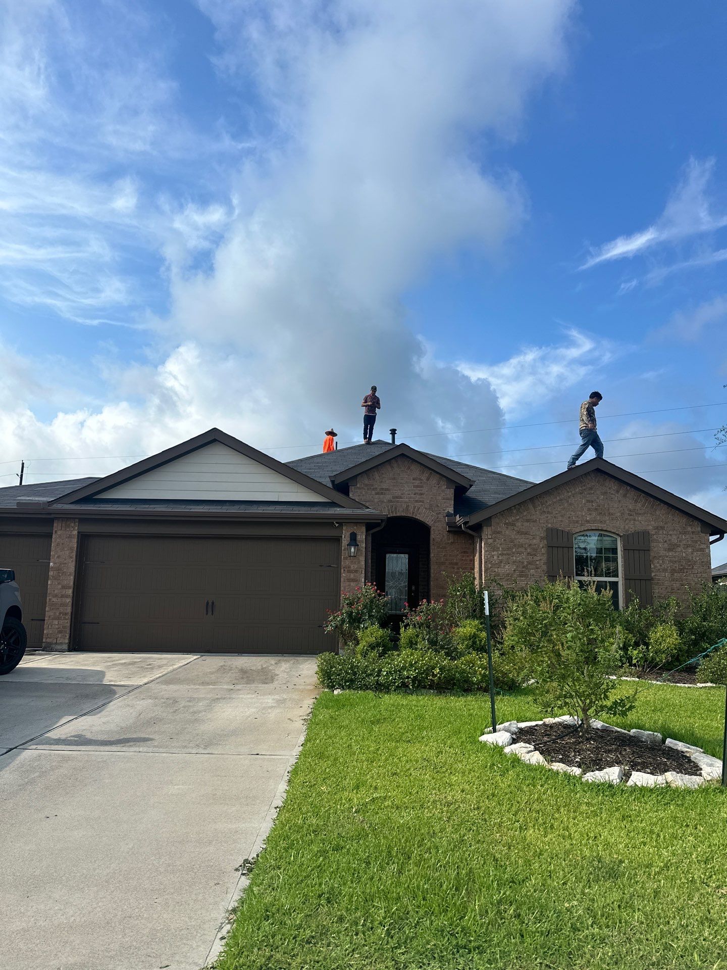 Residential Roofing Repair using Owen's Corning Duration (Lifetime) Shingles by Roof Repair Company