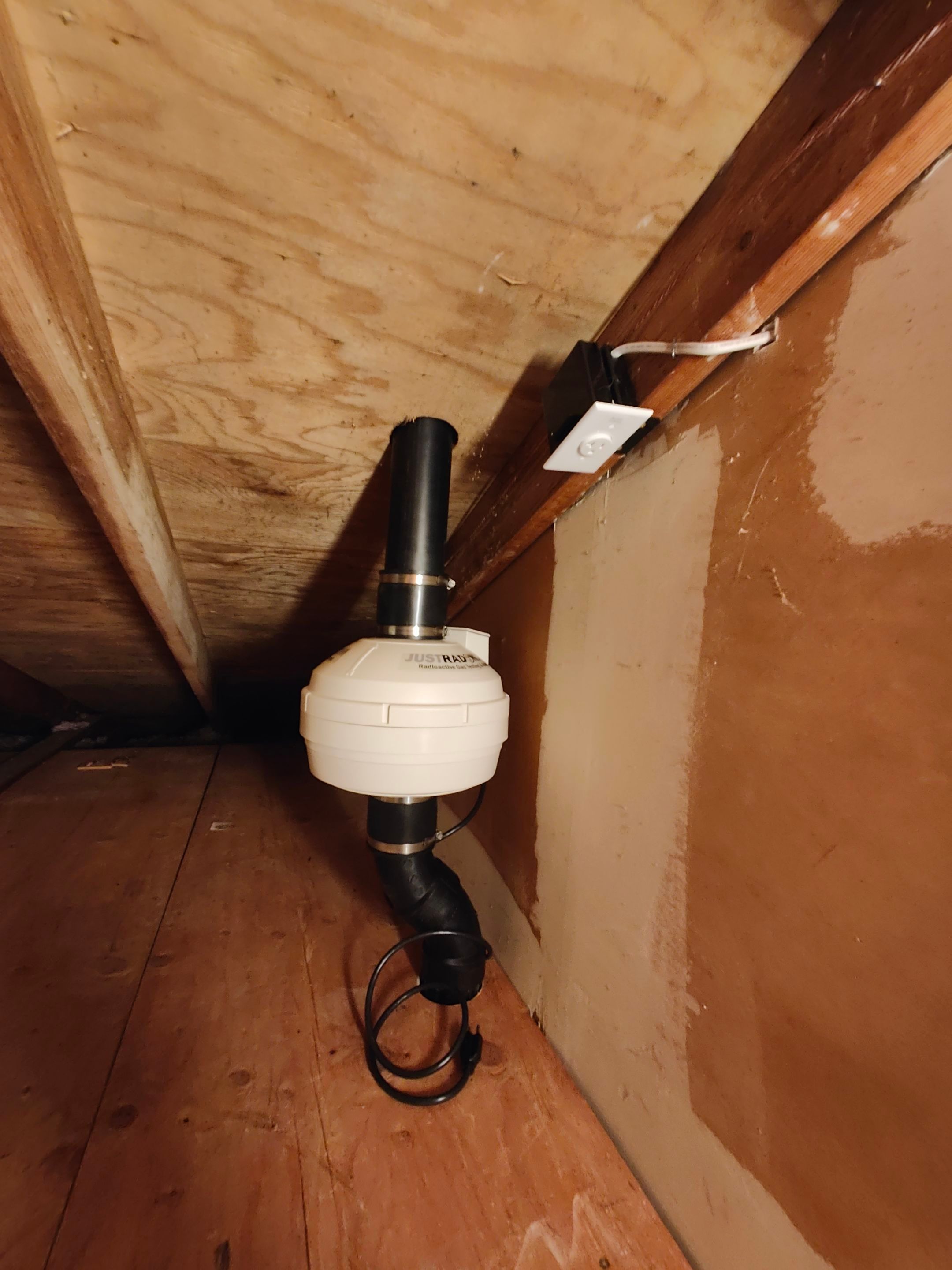 SafeAir™ System with RadonWell™ by JustRadon.Com