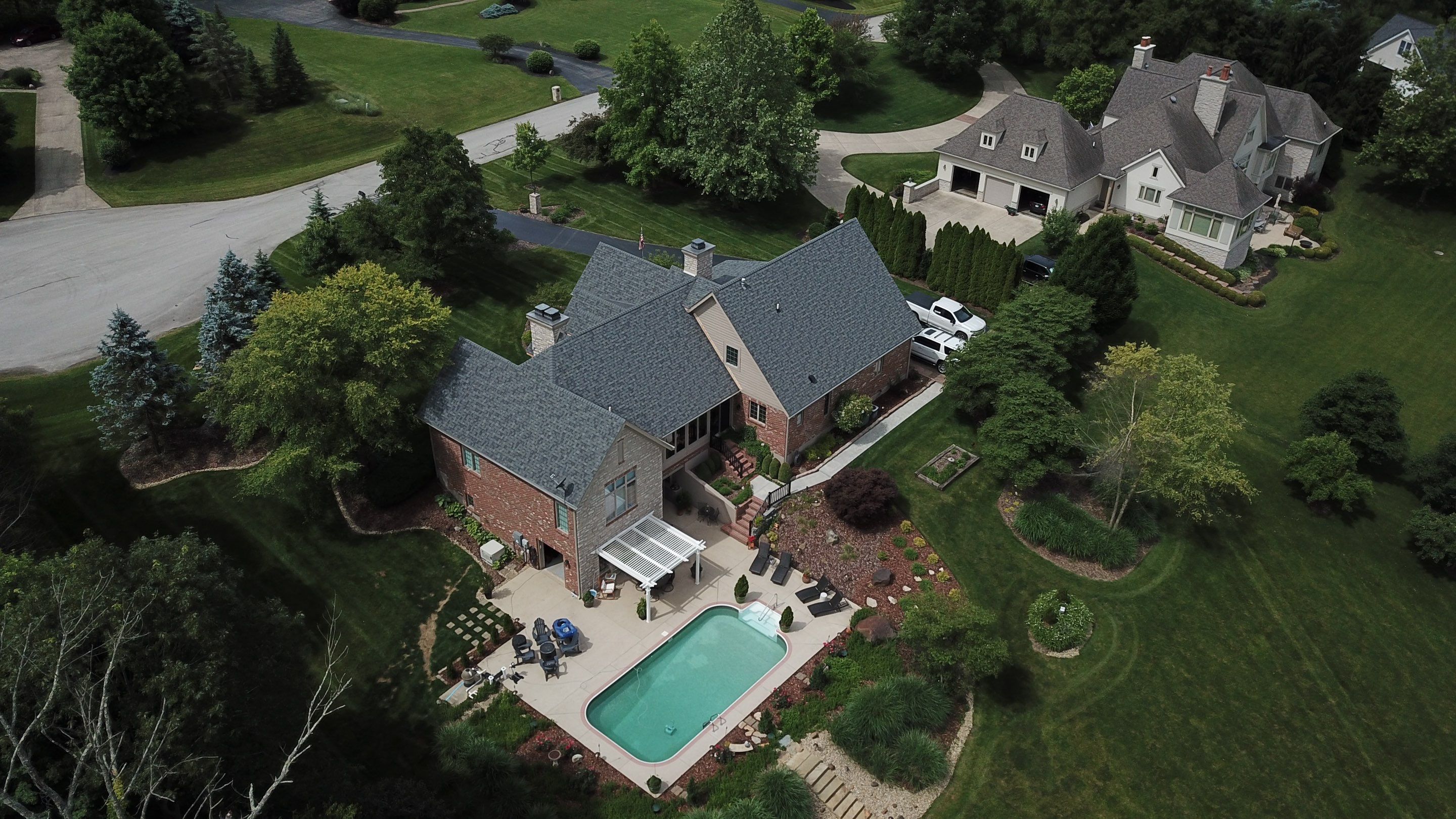 Residential Roofing Installation using Duration Series Shingles - Estate Gray by RoofX 