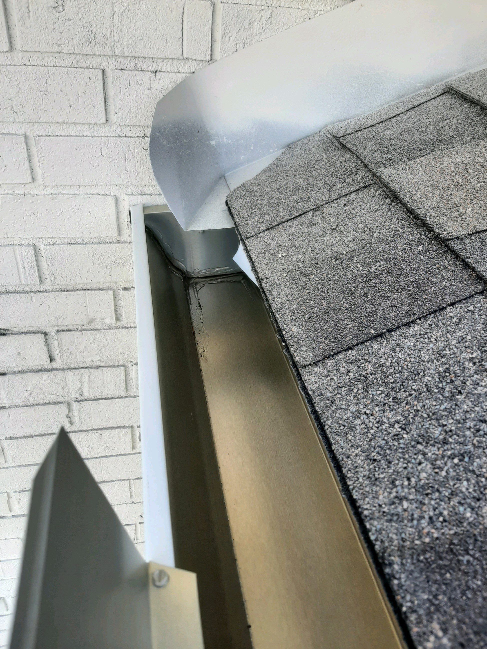Seamless Gutter Installation using K-Style Gutters by Gutter Professors