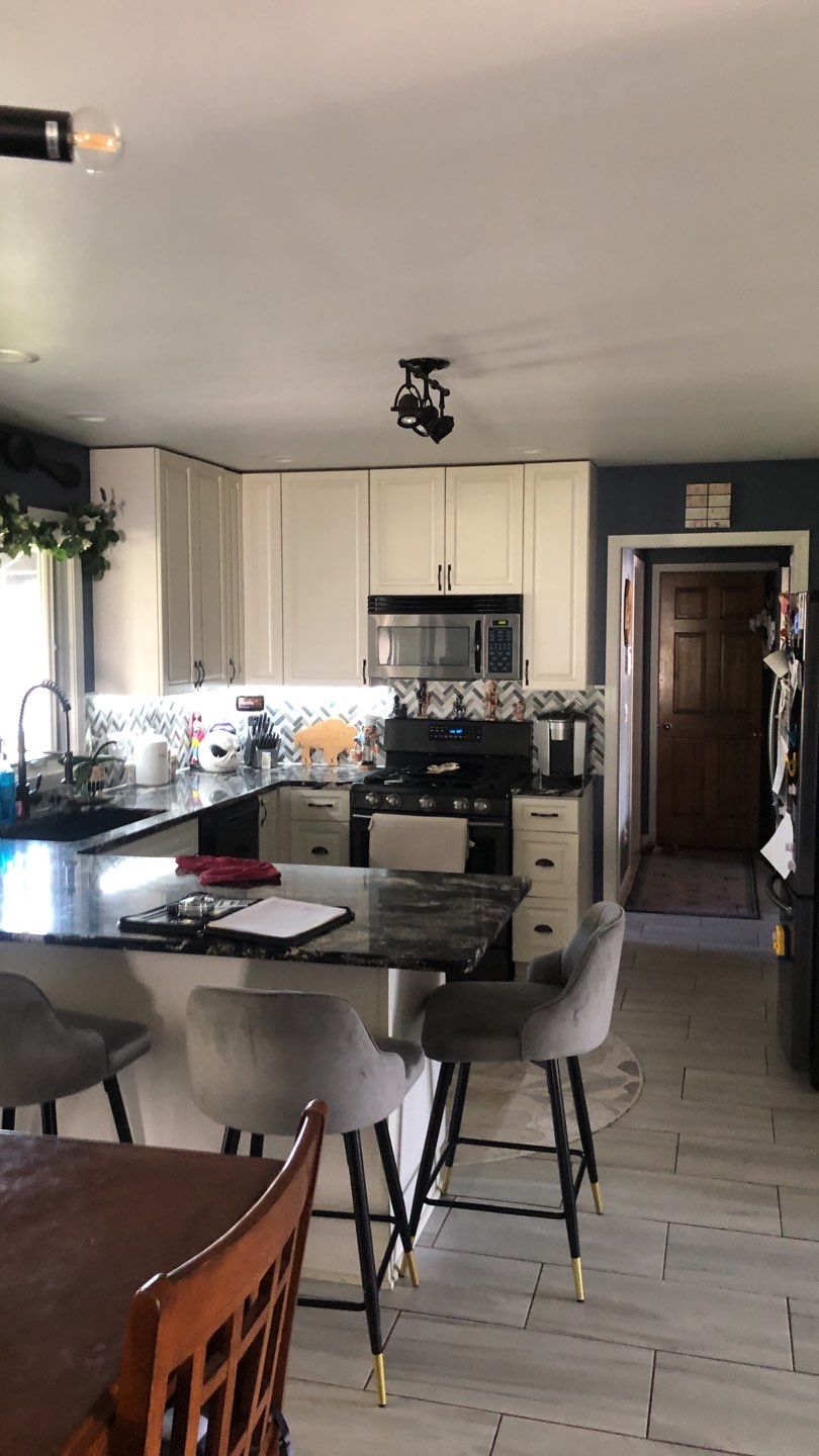 Kitchen Remodel by Ivy Lea Construction
