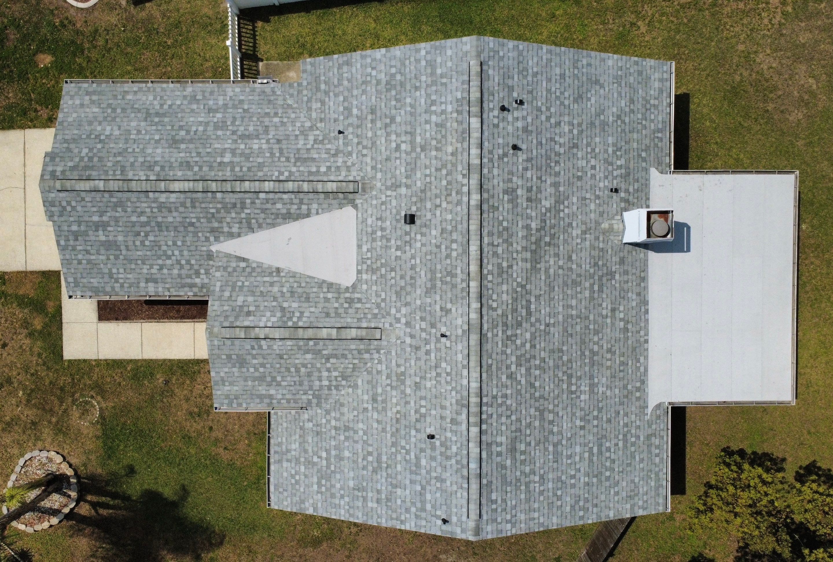 Roof repplacement in Brandon, FL by Steadfast Roofing 