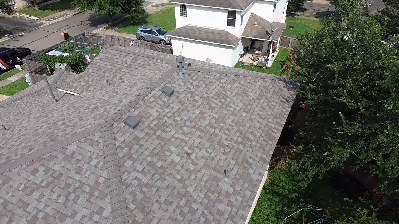 New Driftwood - Owens Corning TruDefinition Duration by RoofsOnly.com
