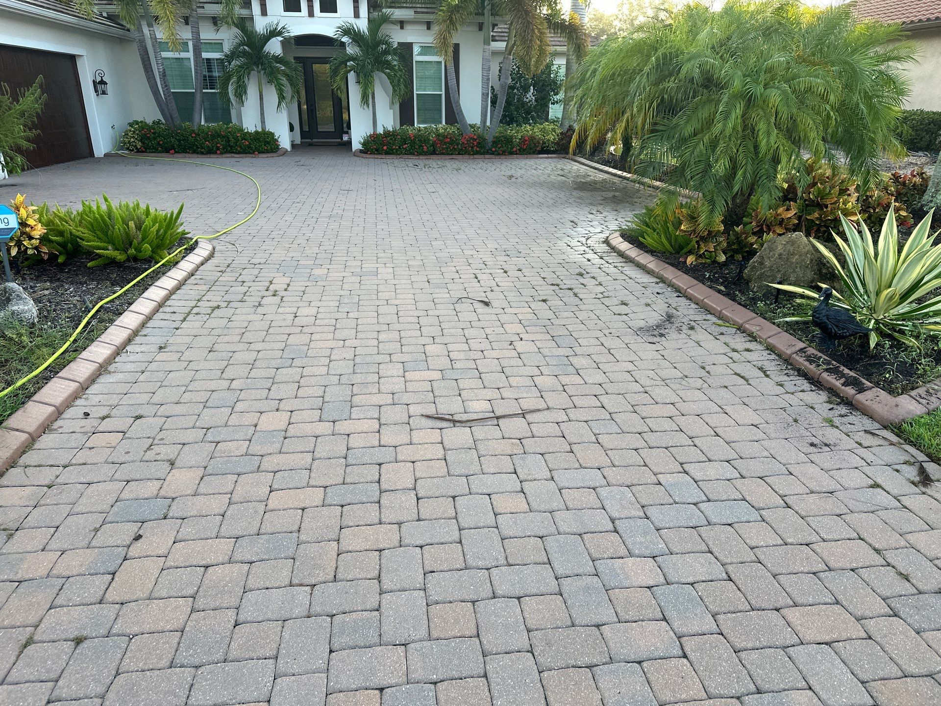 Paver Patio/Lanai & Driveway Cleaning in Winding River, Bradenton, FL | Sunshine AquaWash by Sunshine AquaWash