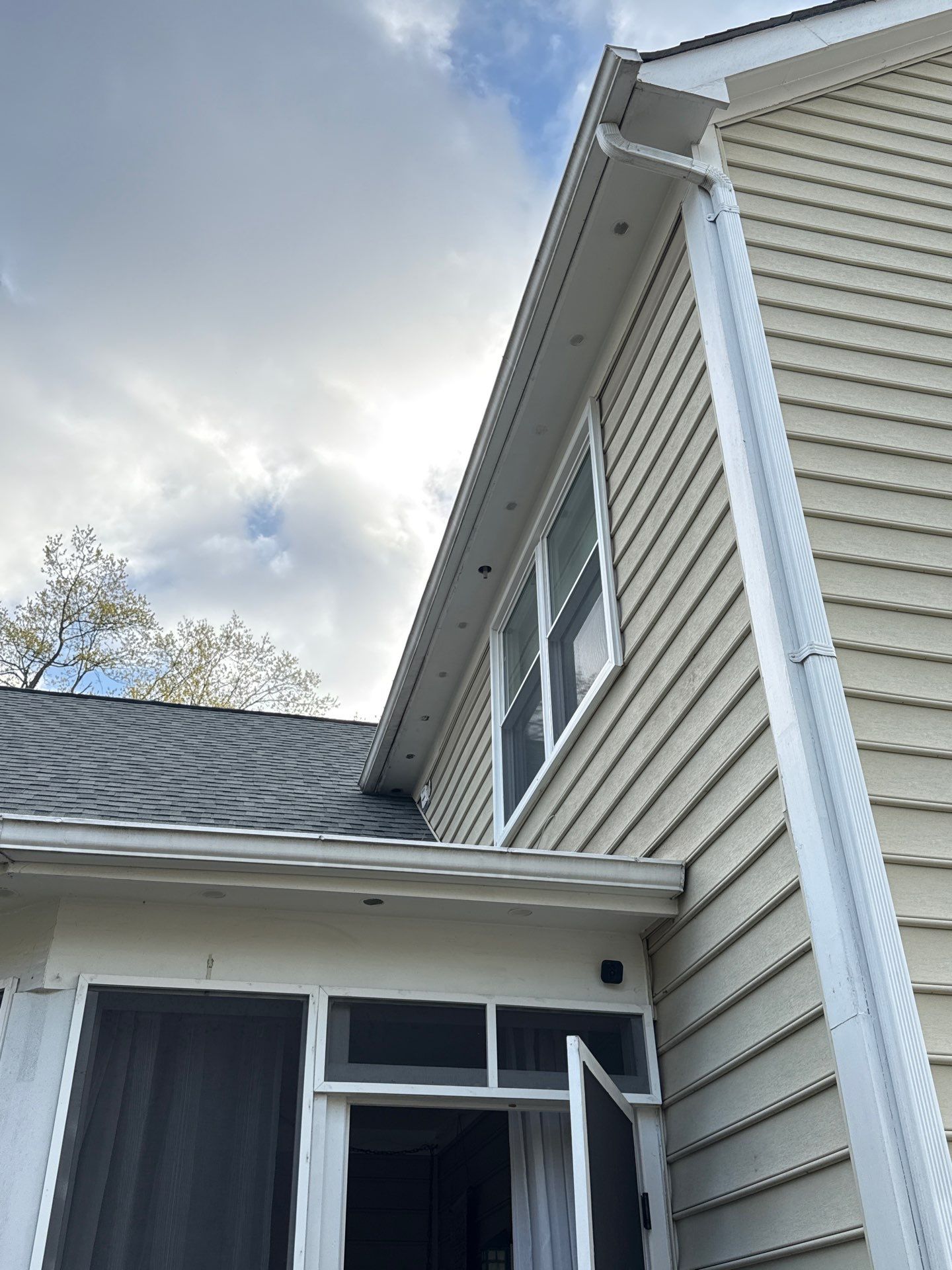 Exterior Repairs in Arlington, VA by My Painter 