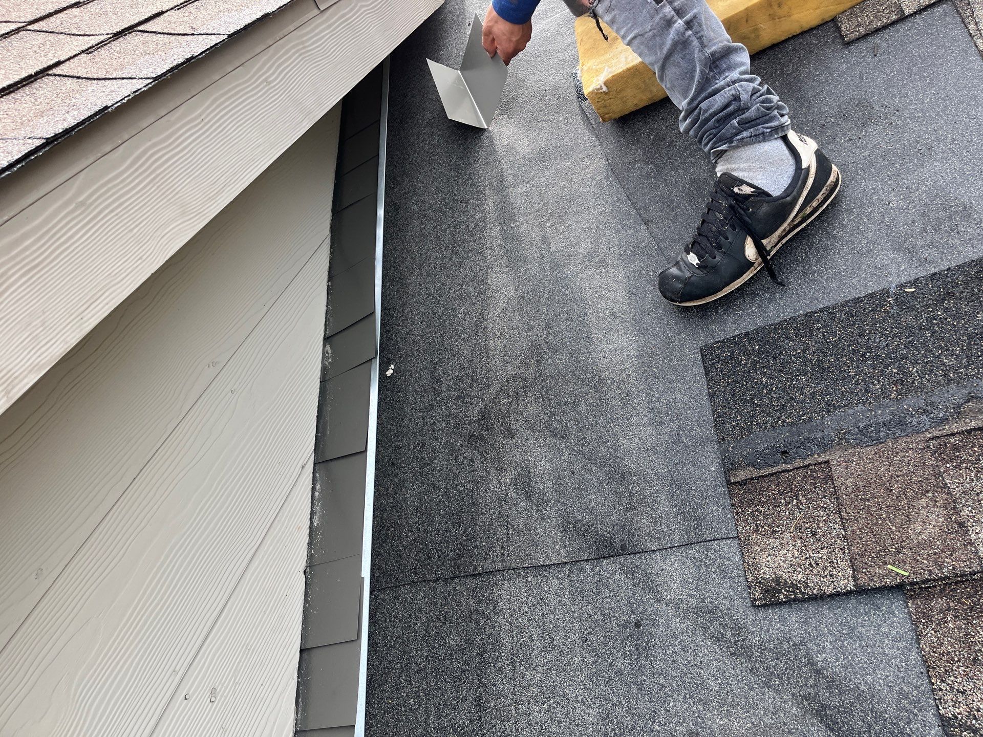 Residential Roofing Repair using Owen's Corning Duration (Lifetime) Shingles by Roof Repair Company