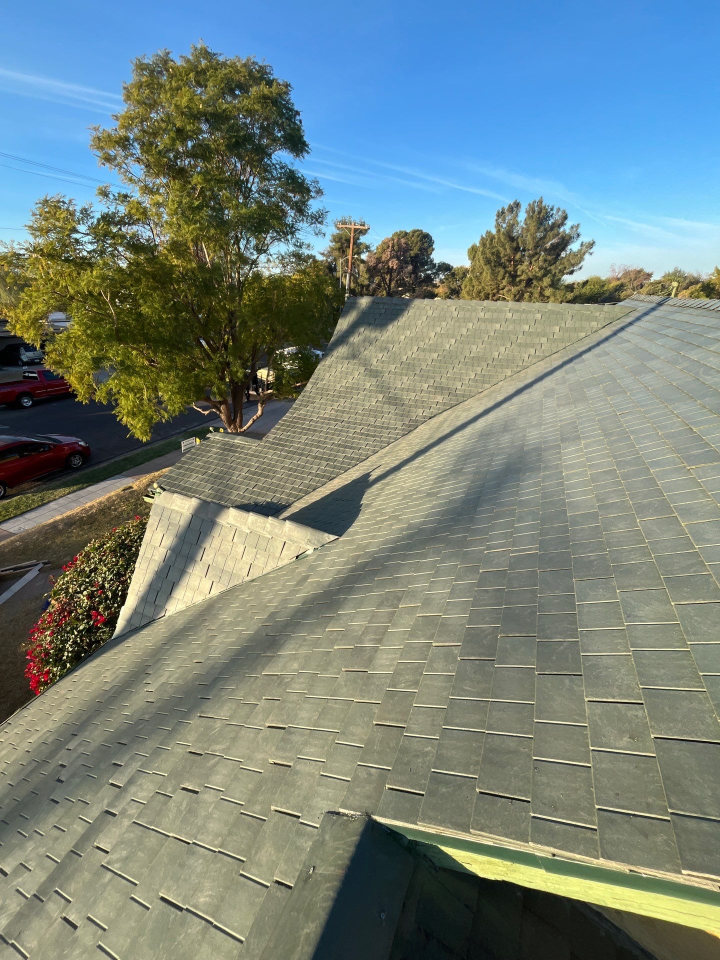 Slate Grey Enviroshake Tile by Reimagine Roofing