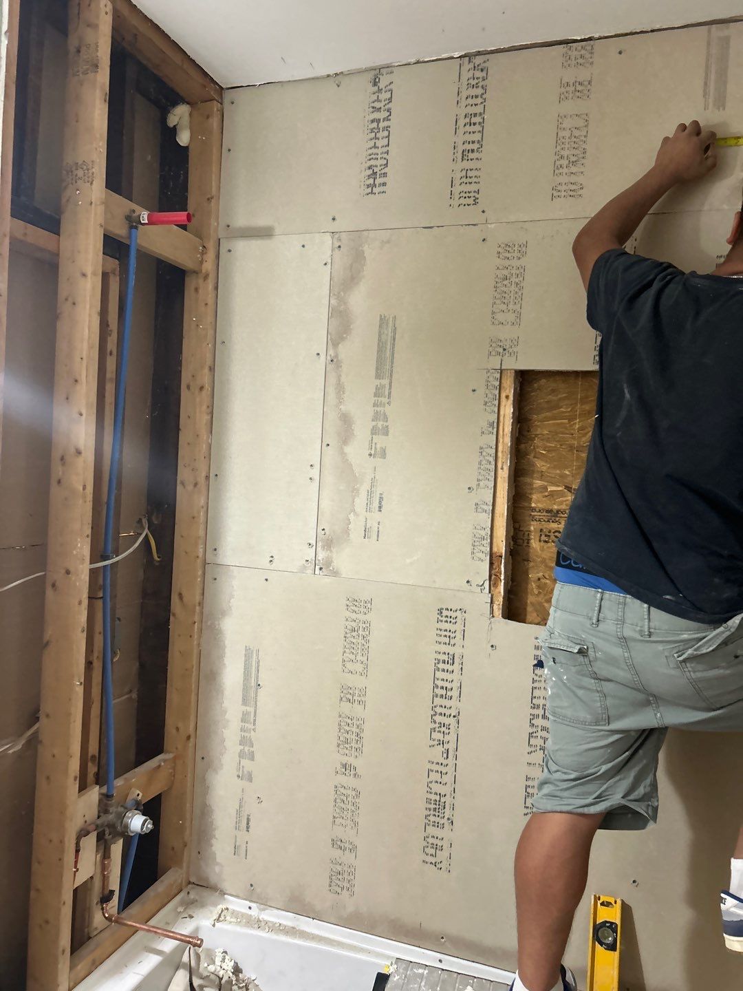 Full Bathroom Remodel in Nashville by Footprints Floors of Nashville
