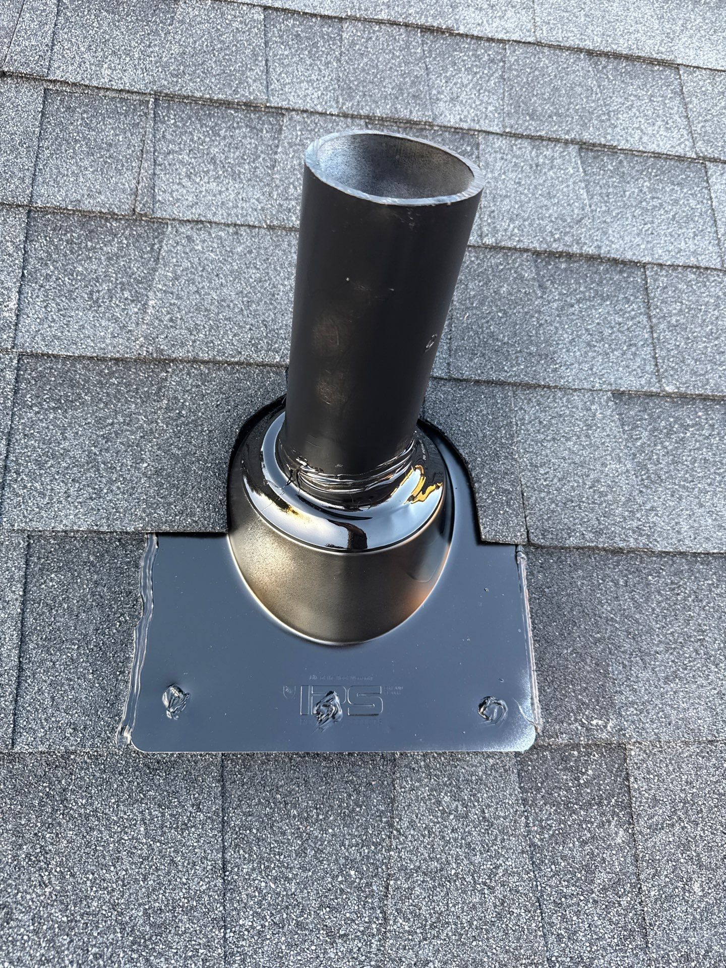 GAF Natural Shadow - Charcoal  by Top Sun Roofing