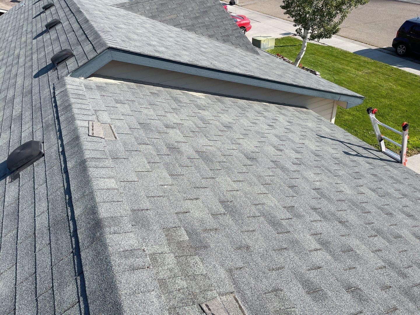 Nampa bungalow gets residential roofing using Owens Corning Oakridge in Teak by ID Roofing LLC
