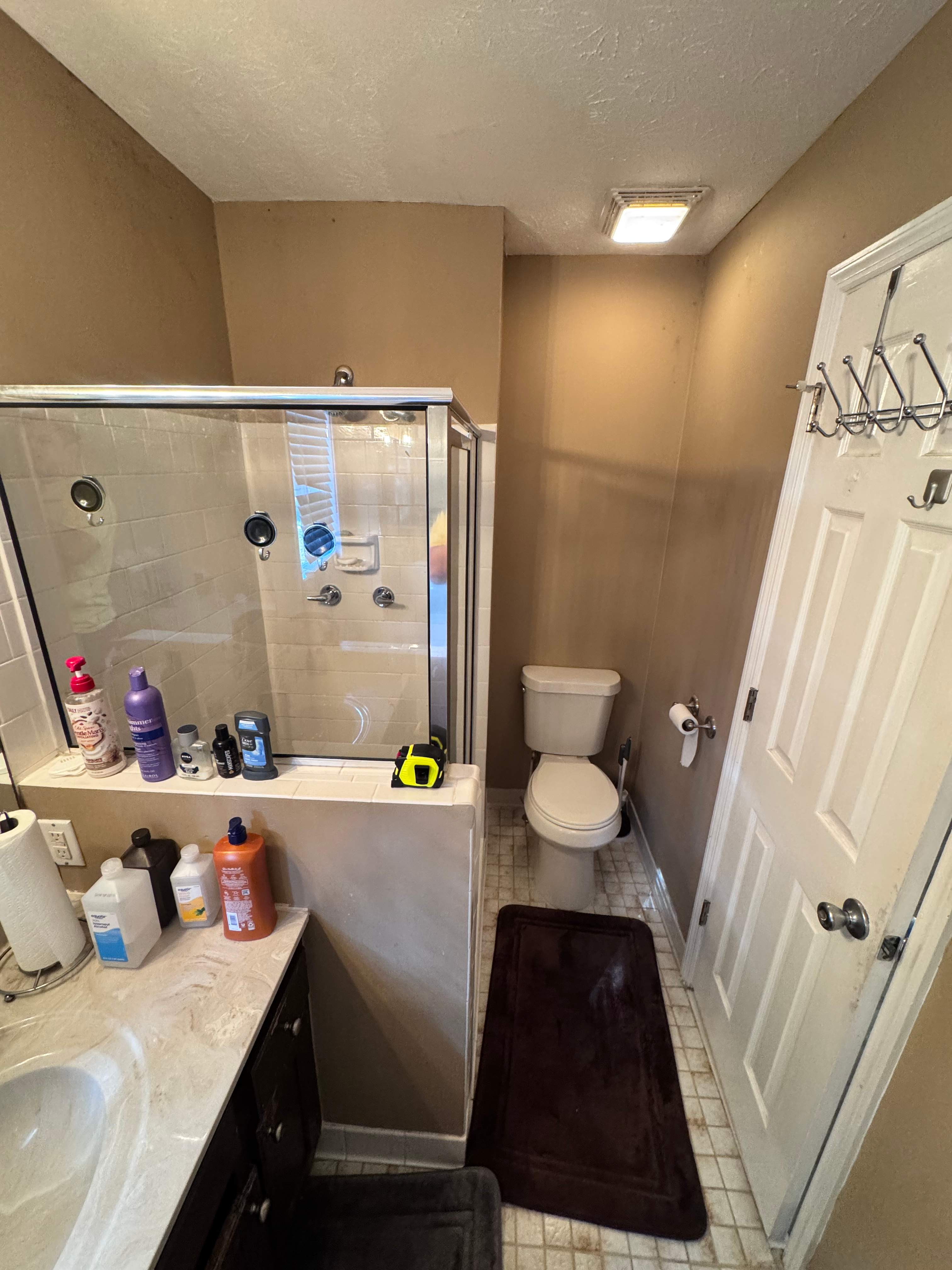 Master bathroom remodel by Prudencio
